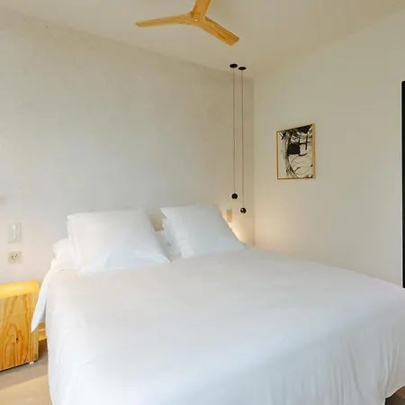 Hotel Taro Cruz 4*
